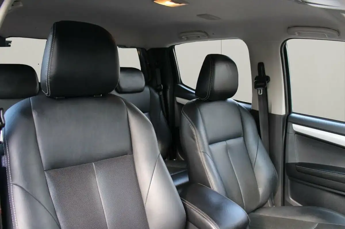 2019-isuzu-d-max-19td-utah-auto-big-11