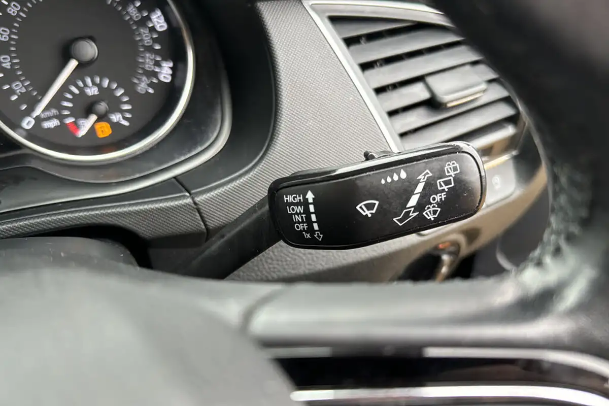 2016-skoda-fabia-12-tsi-se-l-109ps-hatchback-big-26