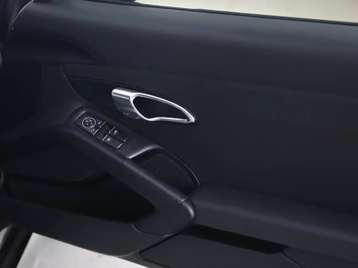2019-porsche-cayman-718-20-cayman-pdk-big-37