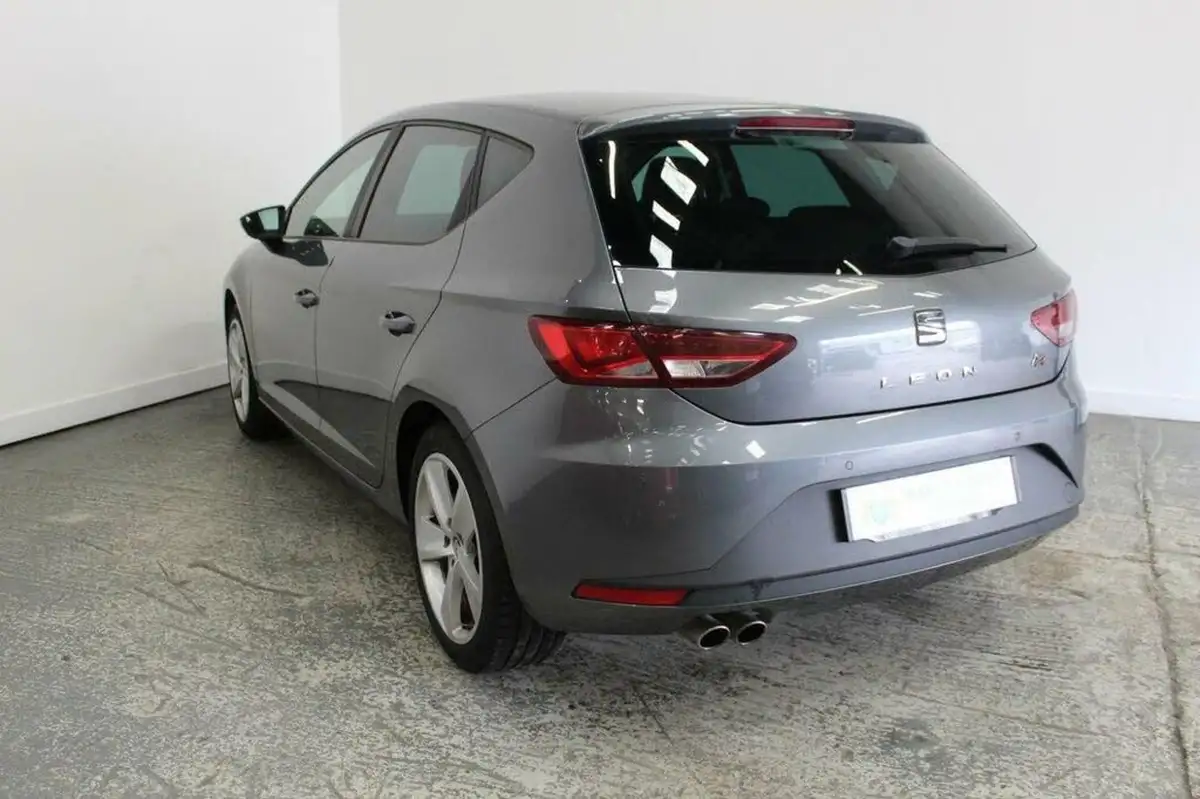 2015-seat-leon-14-fr-tech-pack-tsi-hatchback-5d-1390cc-big-4