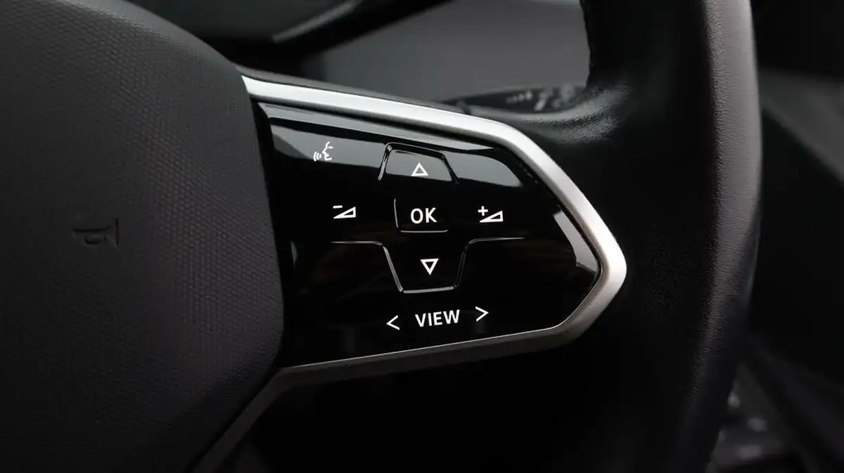 2022-volkswagen-id3-e-life-204ps-58kwh-pro-performance-big-25