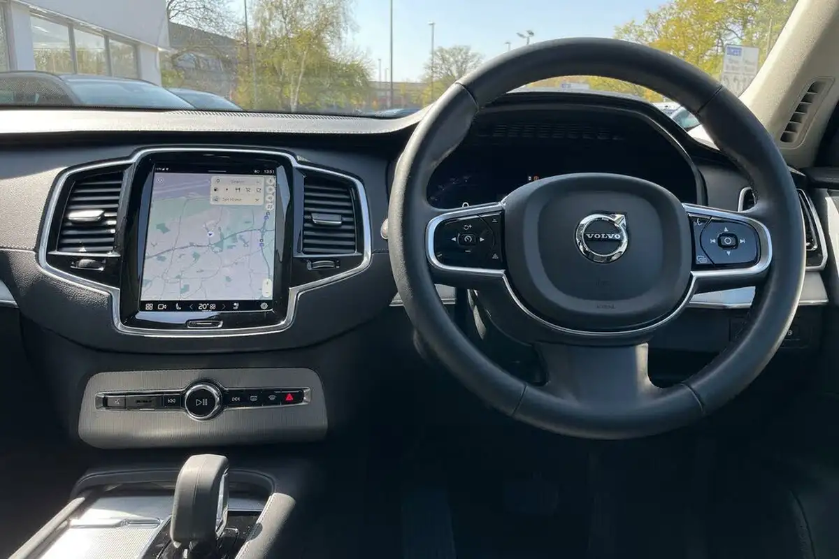 2024-volvo-xc90-20-t8-plus-big-34