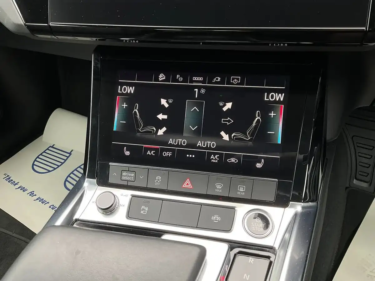 2022-audi-e-tron-55e-technik-station-wagon-big-23