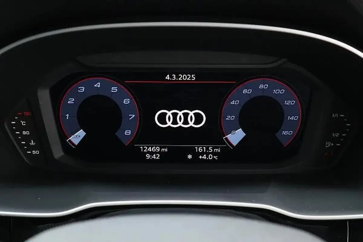 2024-audi-q3-15-35-tfsi-s-line-station-wagon-tronic-big-11