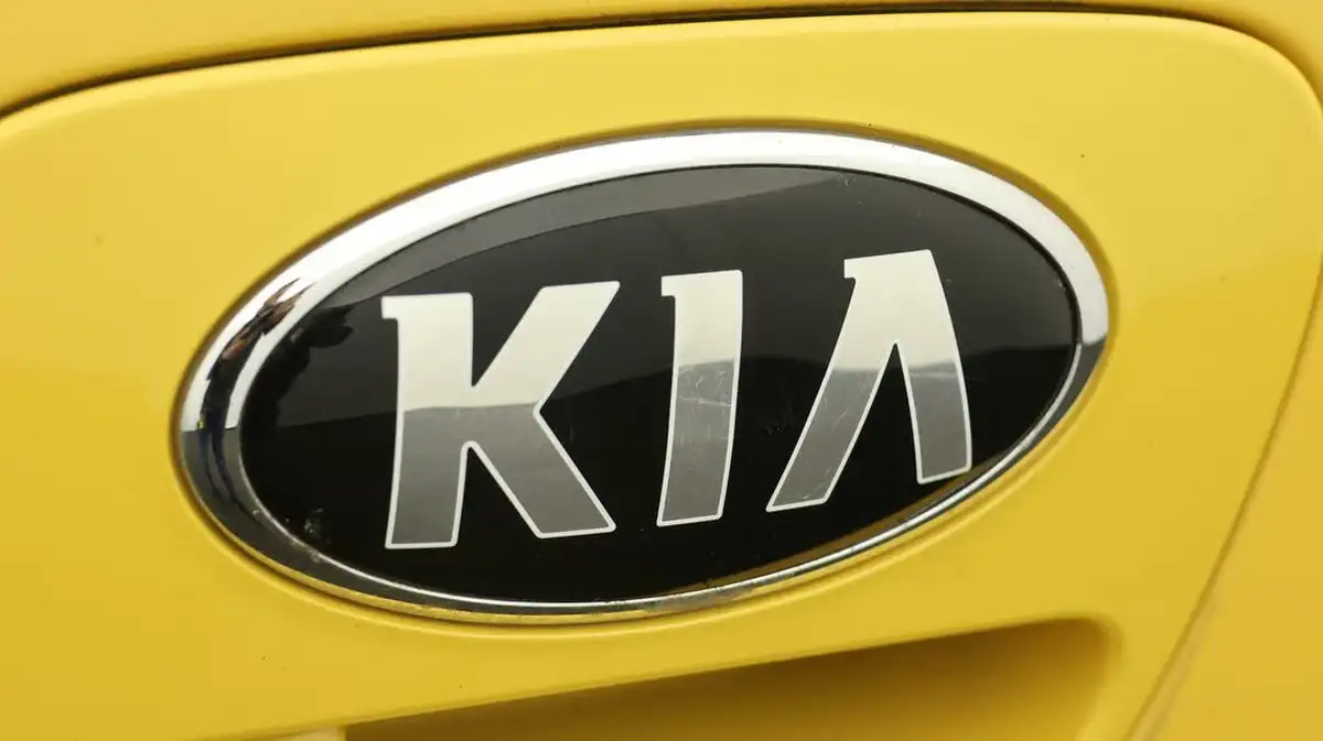 2021-kia-picanto-10-x-line-big-19