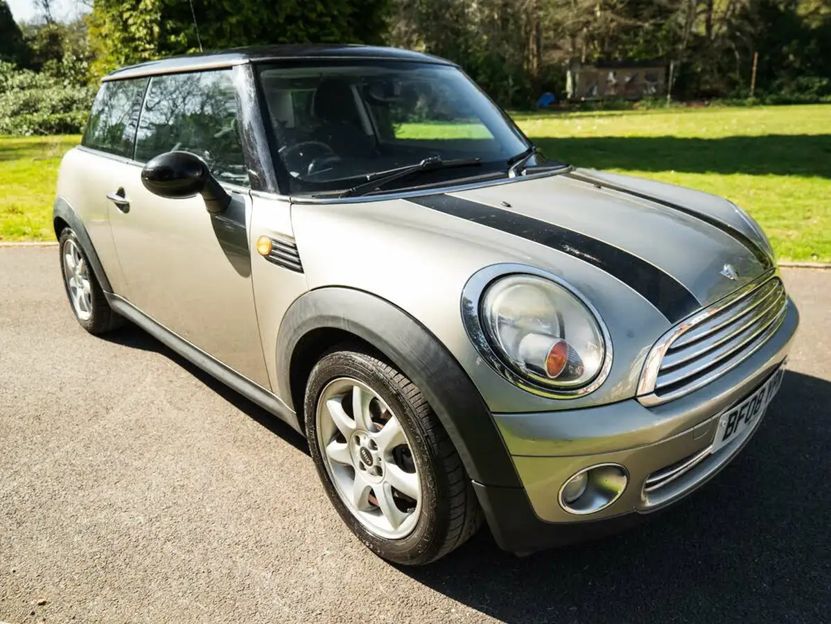 2008-mini-cooper-16-cooper-120bhp-hatchback-3d-big-12