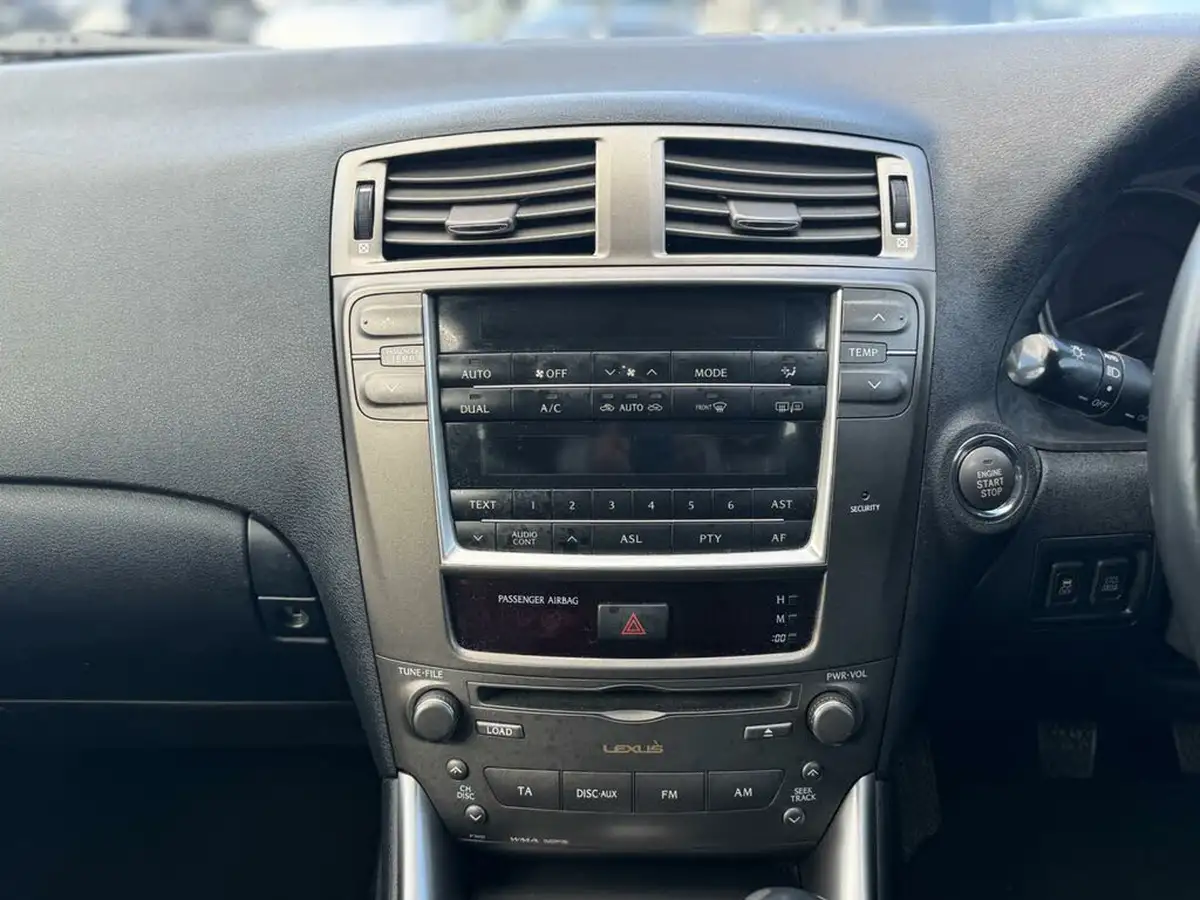 2008-lexus-is-250-25-big-29