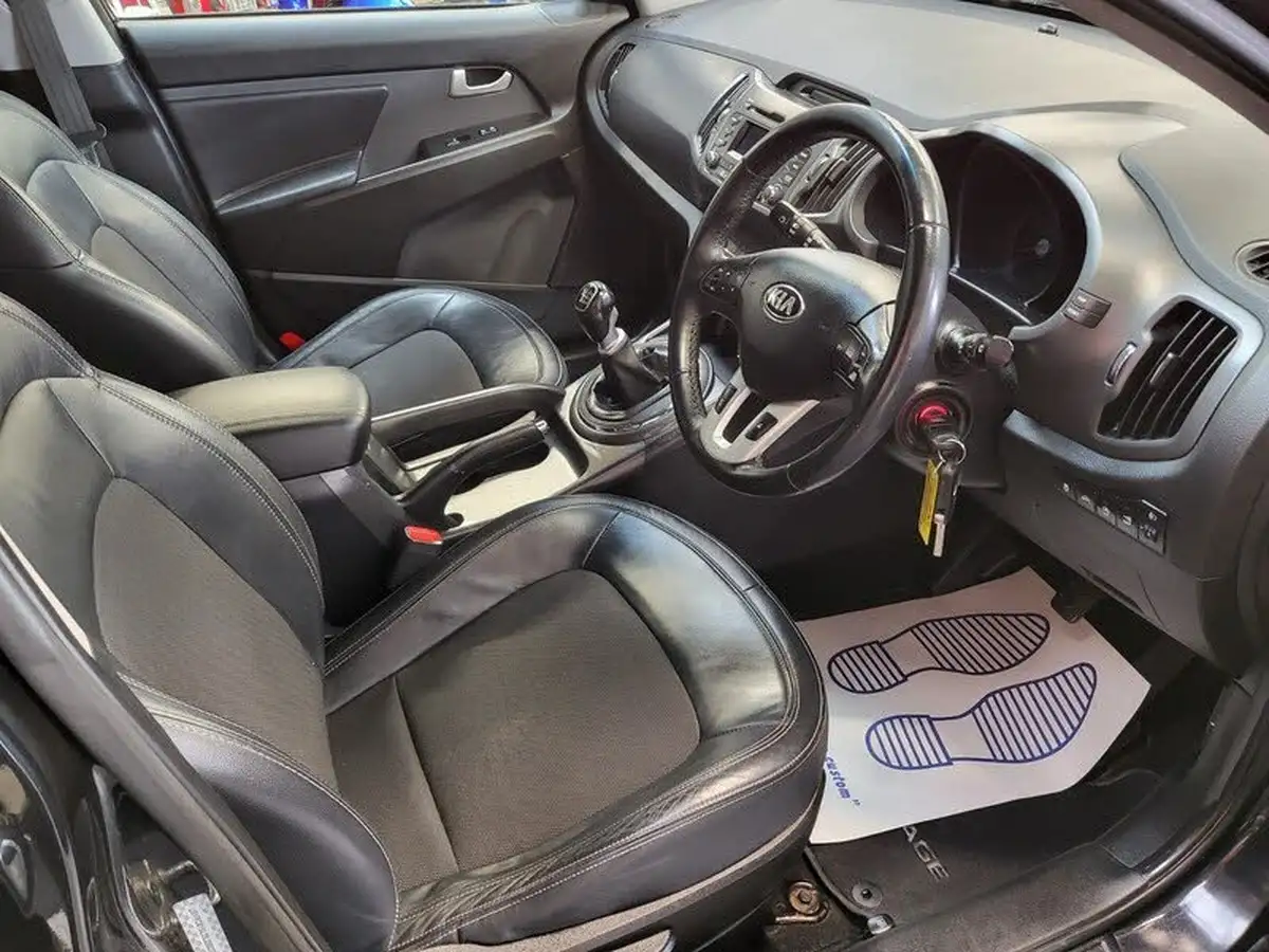 2012-kia-sportage-17td-2-big-1