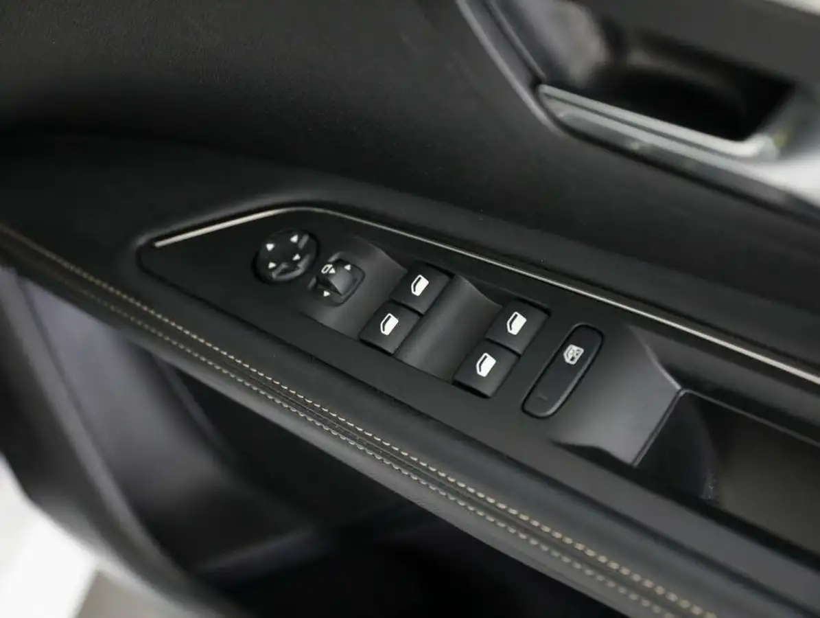 2020-peugeot-5008-suv-15-bluehdi-gt-line-eat8-big-38