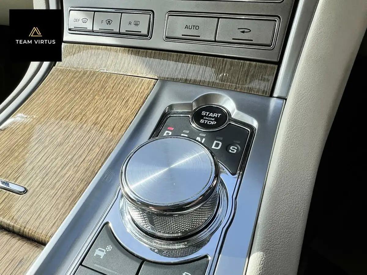 2010-jaguar-xf-30td-s-premium-luxury-big-18