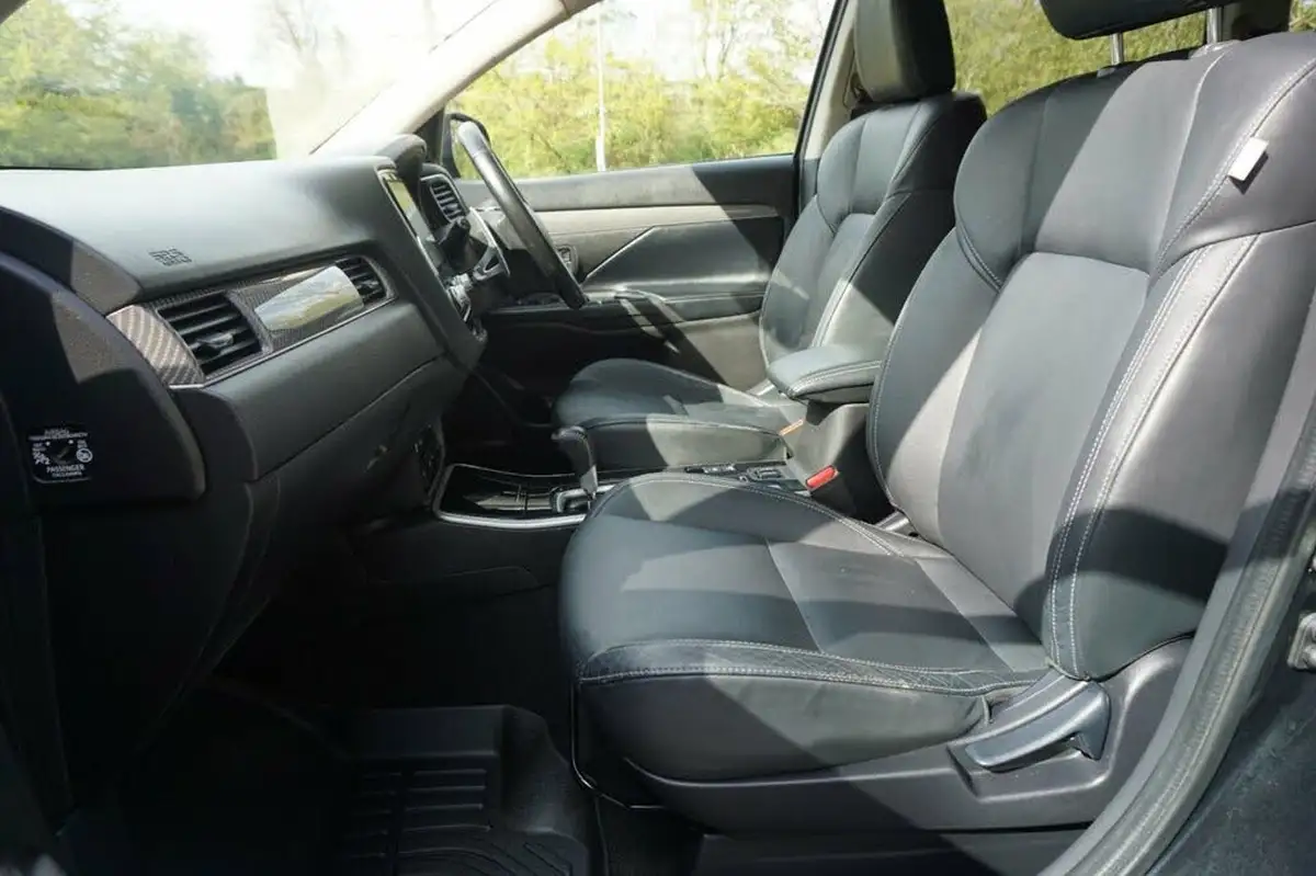 2020-mitsubishi-outlander-20-exceed-big-4