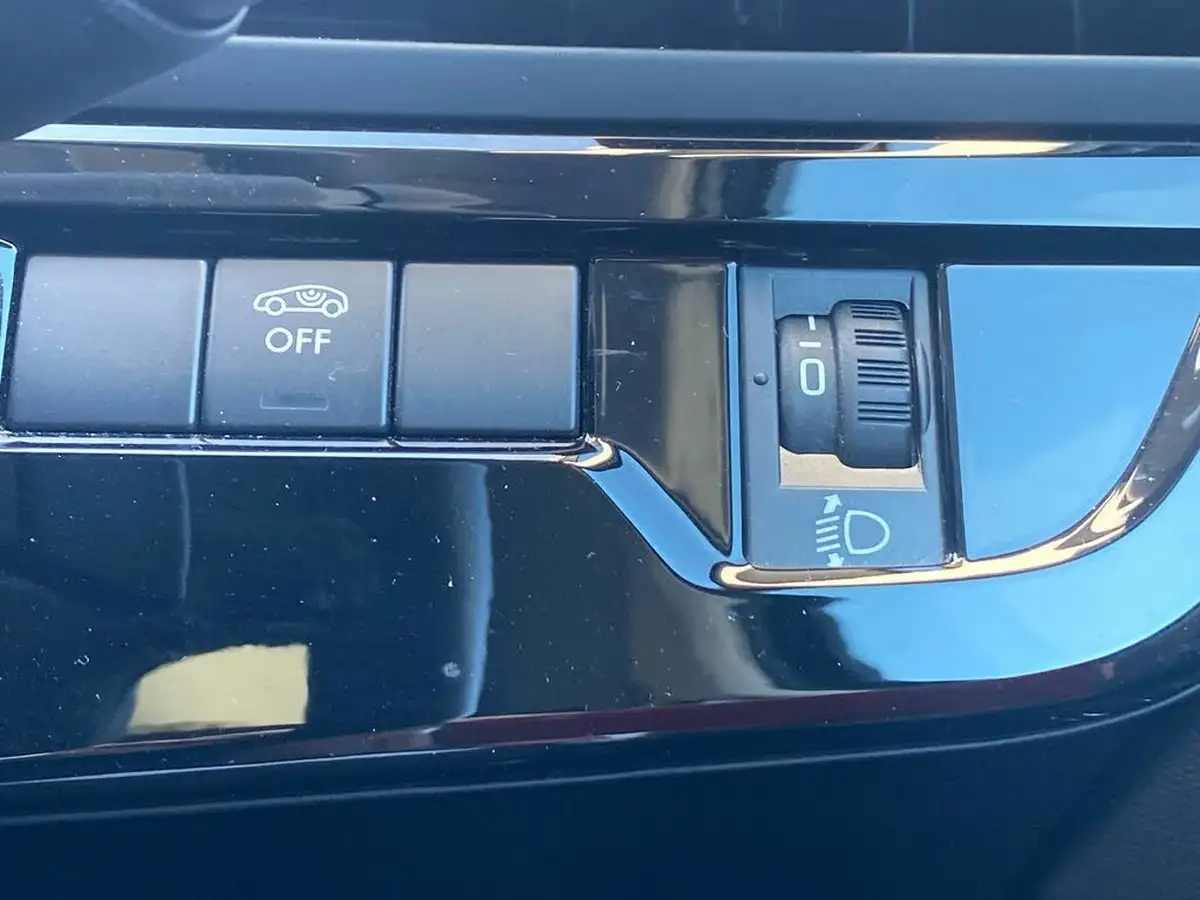2022-citroen-grand-c4-spacetourer-15bluehdi-shine-eat8-big-22
