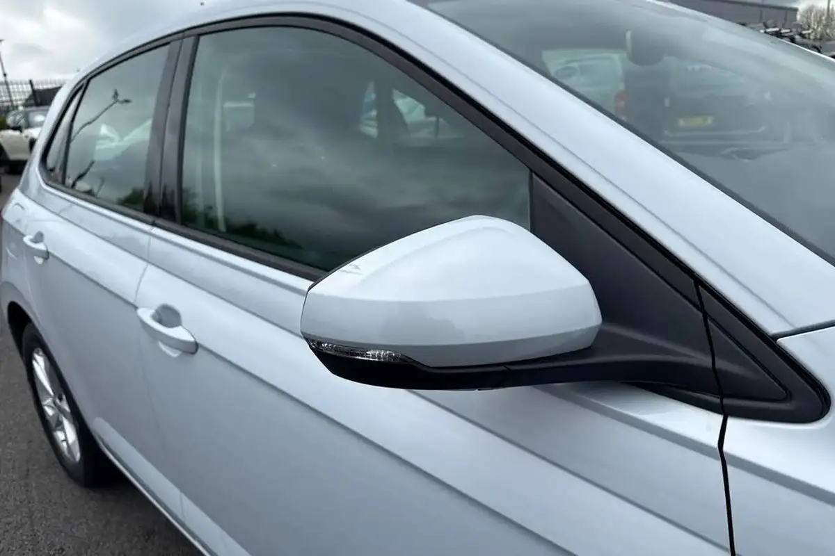 2019-volkswagen-polo-10-se-tech-edition-65ps-big-31