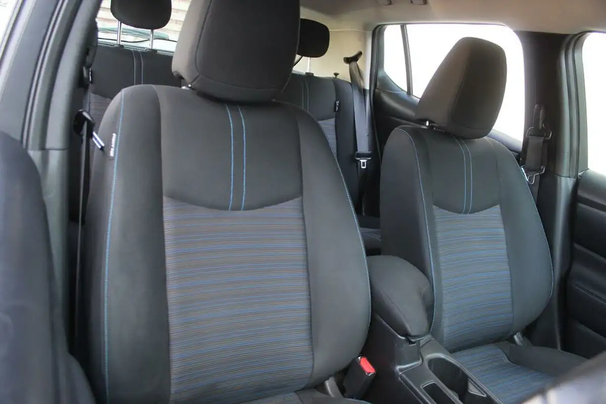 2021-nissan-leaf-e-acenta-big-4