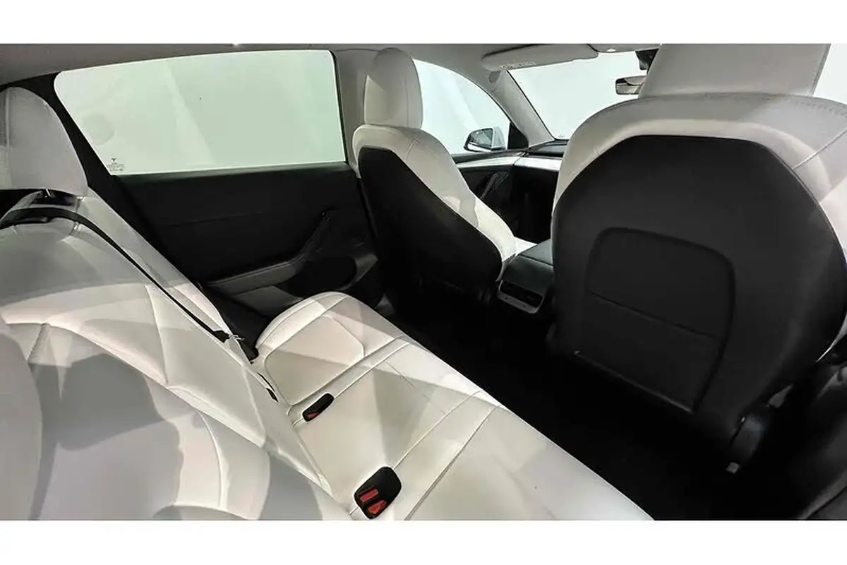 2023-tesla-model-y-e-rwd-big-27