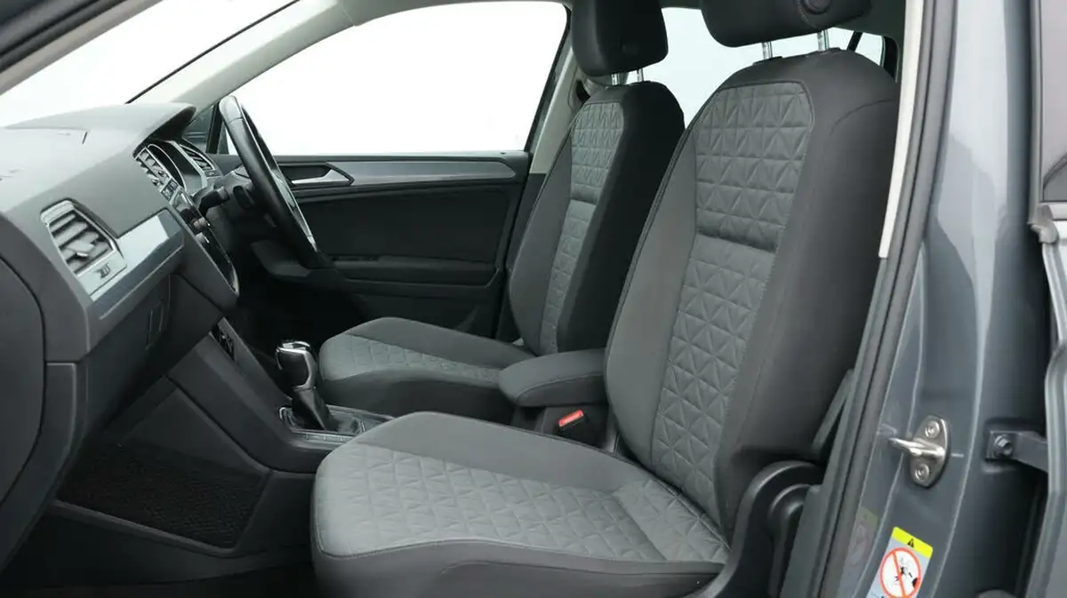 2020-volkswagen-tiguan-15-tsi-life-150ps-dsg-big-14