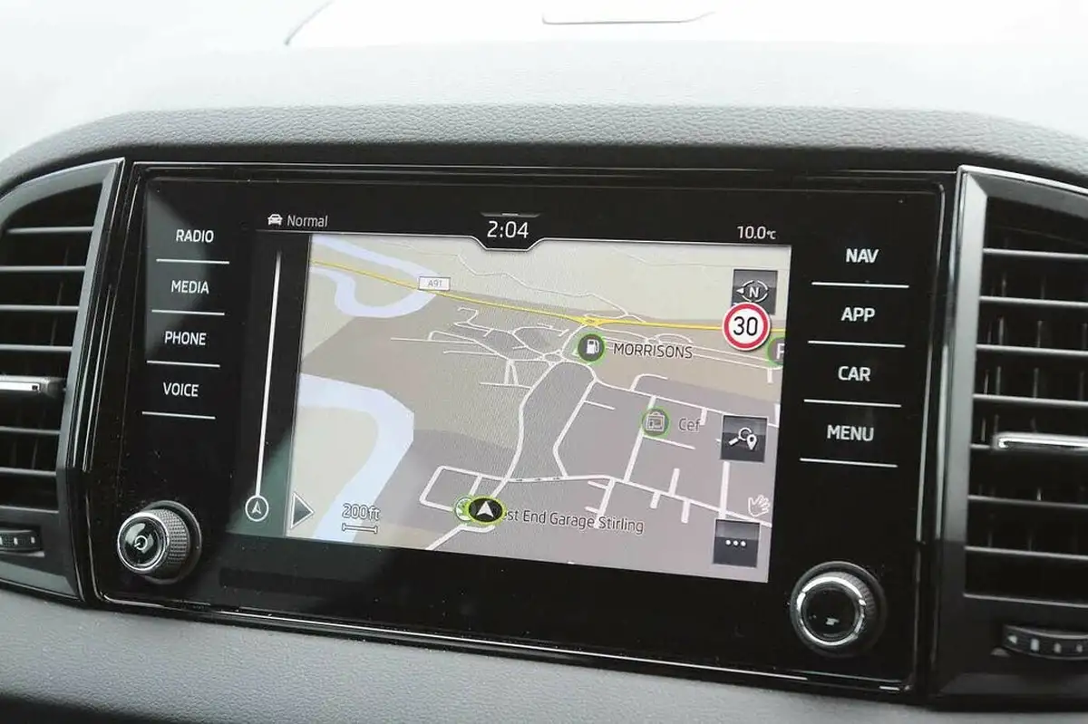 2022-skoda-karoq-15-tsi-sportline-dsg-big-15