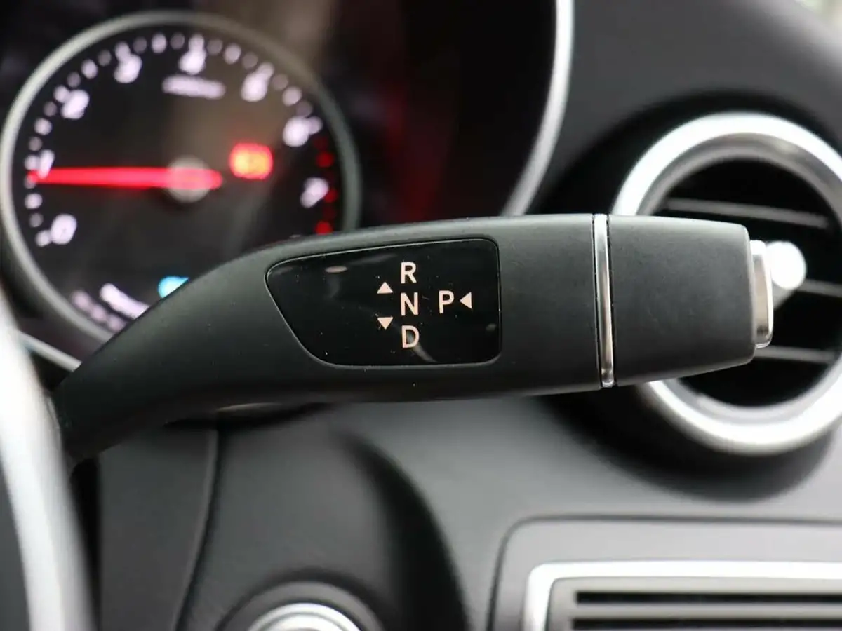 2021-mercedes-benz-c-class-15-c200-sport-198ps-eq-boost-ss-saloon-4d-1497cc-big-18