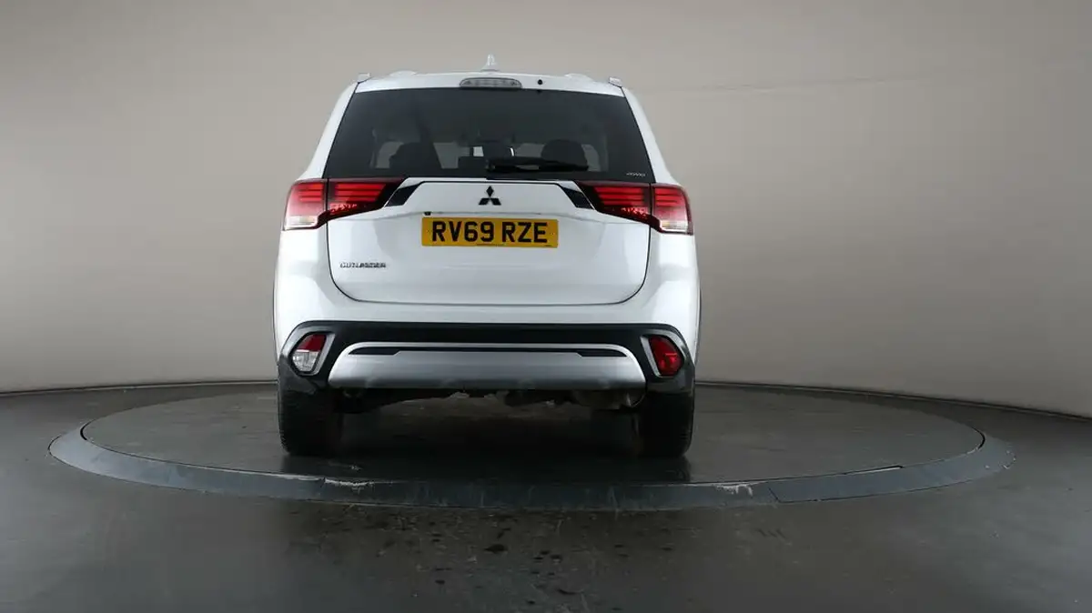 2019-mitsubishi-outlander-20-exceed-big-28