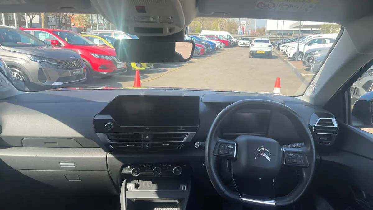2021-citroen-c4-e-shine-plus-big-3