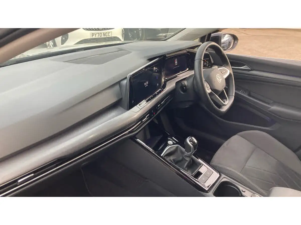 2023-volkswagen-golf-15-tsi-style-edition-150ps-big-8