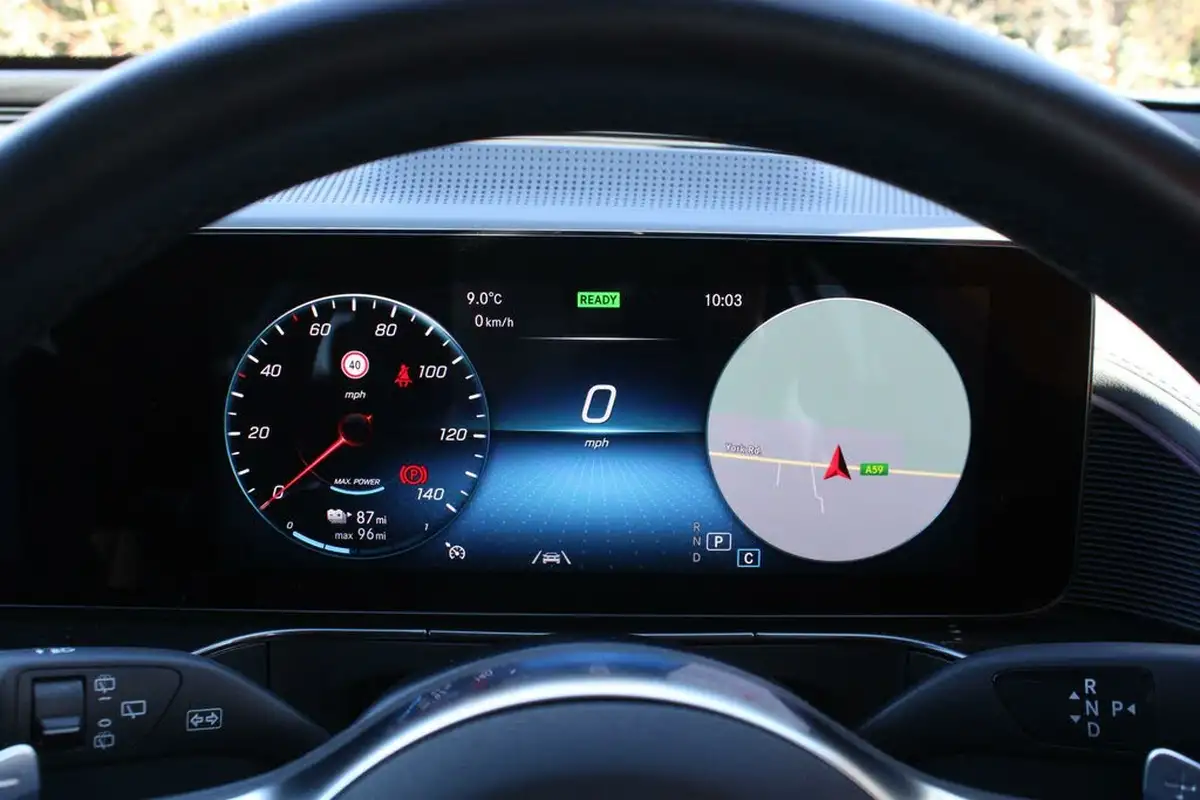 2022-mercedes-benz-eqc-e-eqc-400-amg-line-premium-plus-big-7