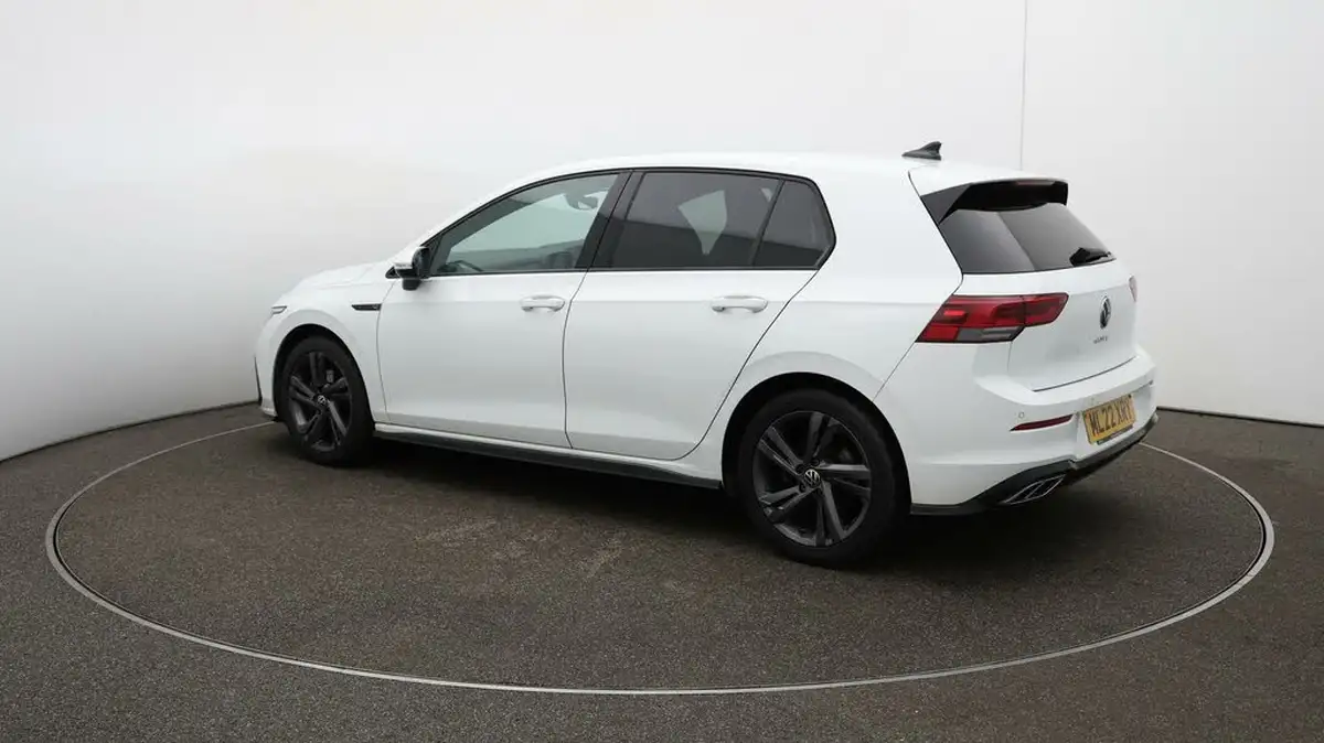 2022-volkswagen-golf-15-tsi-r-line-150ps-hatchback-big-28