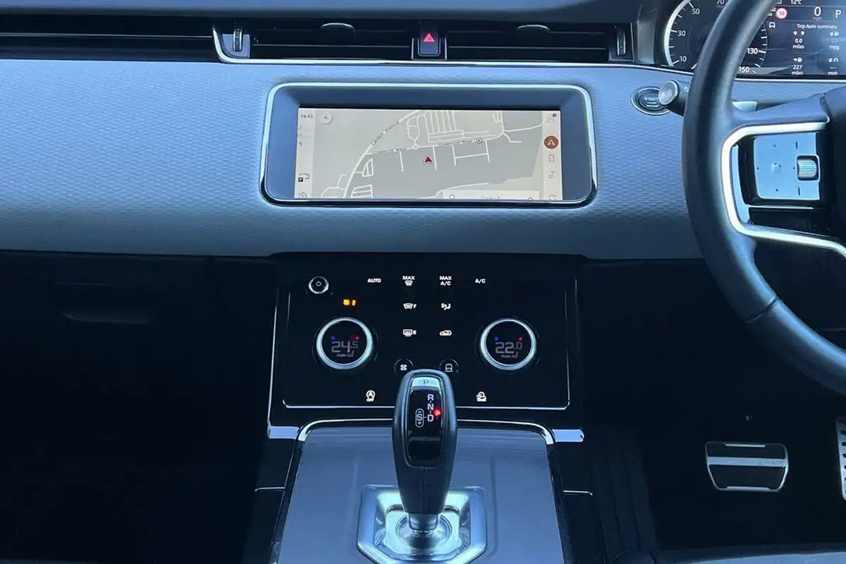 2022-land-rover-range-rover-evoque-20-d200-r-dynamic-s-big-39