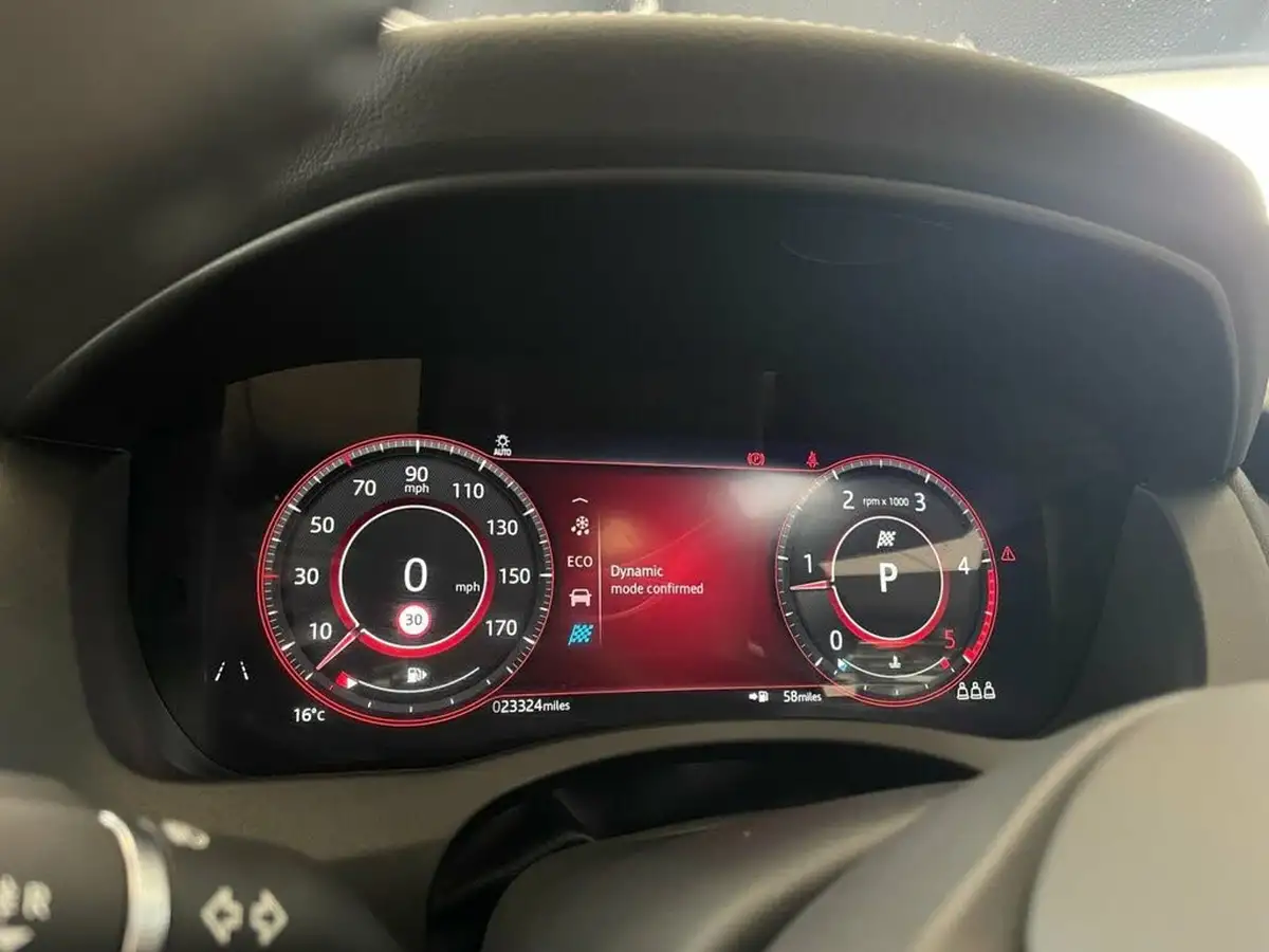 2021-jaguar-xe-20-d200-r-dynamic-hse-big-33