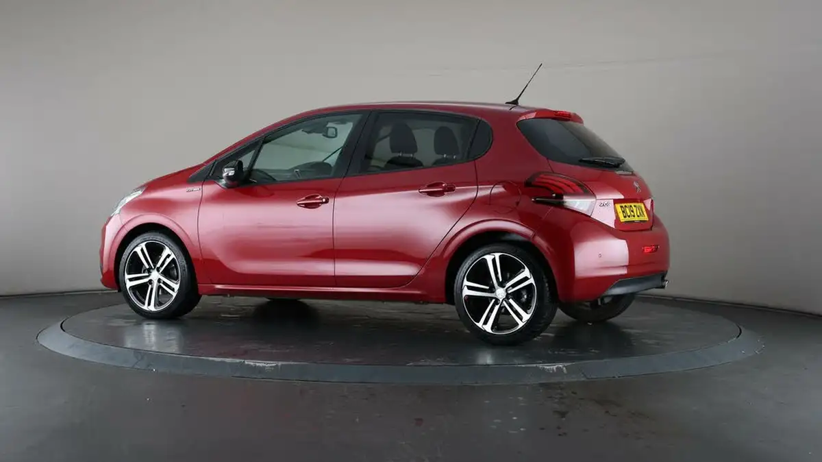 2019-peugeot-208-12-puretech-gt-line-110bhp-big-68