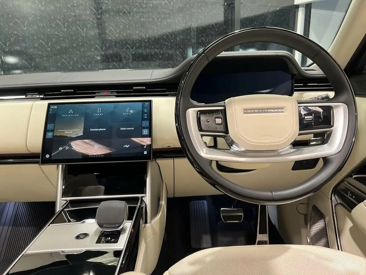 2024-land-rover-range-rover-30-d350-autobiography-7-seatlwb-big-14