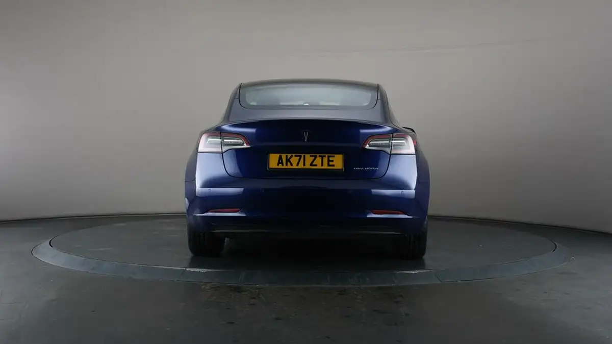 2021-tesla-model-3-e-long-range-awd-big-26