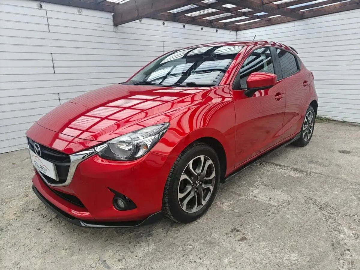 2015-mazda-mazda2-15-sport-black-big-25