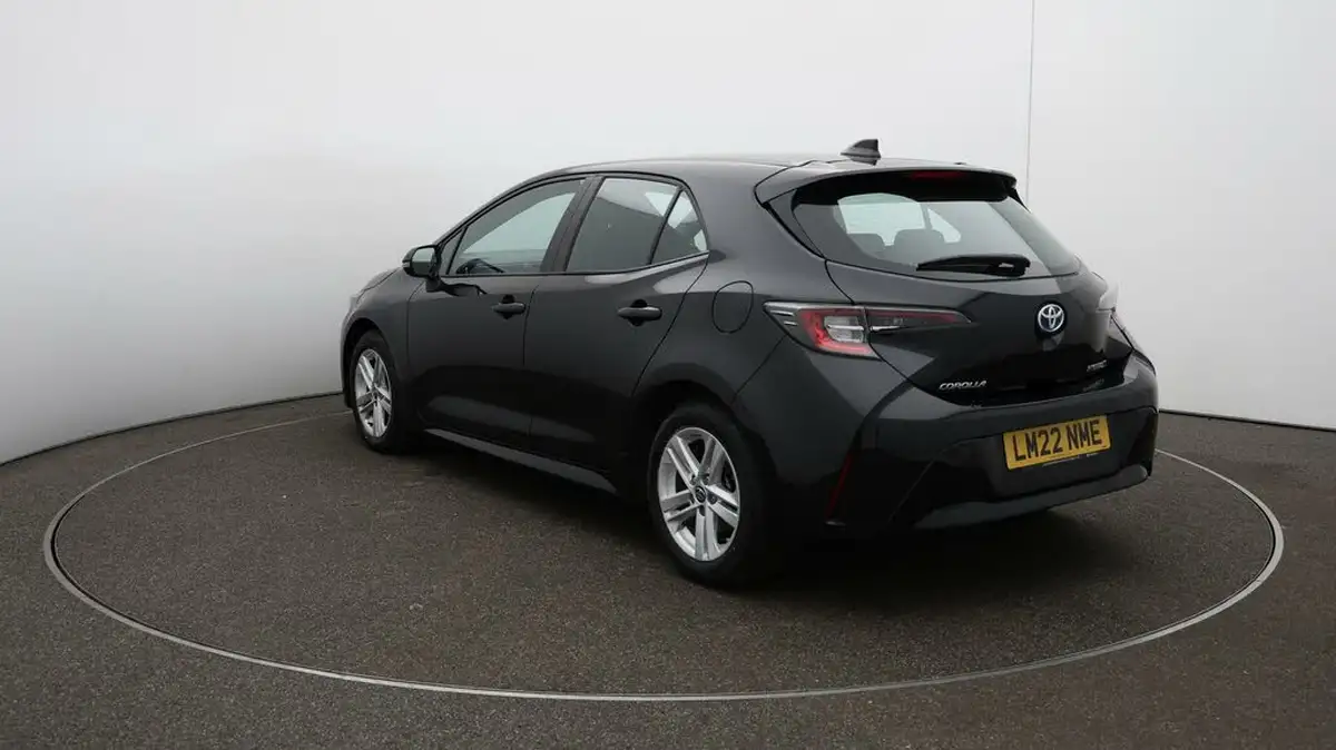 2022-toyota-corolla-18-vvt-i-icon-120bhp-trk-hatchback-5d-big-55