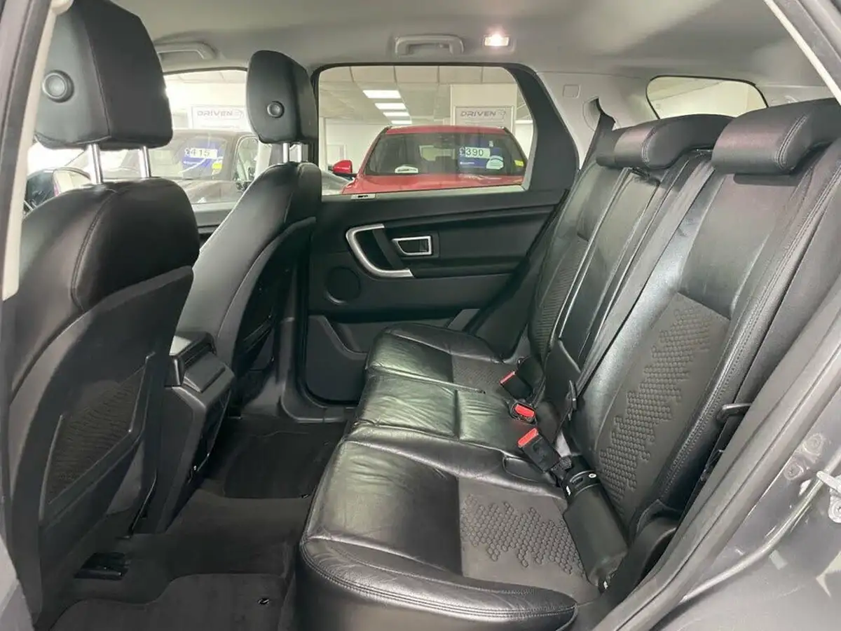 2018-land-rover-discovery-sport-20td4-se-182ps-big-25