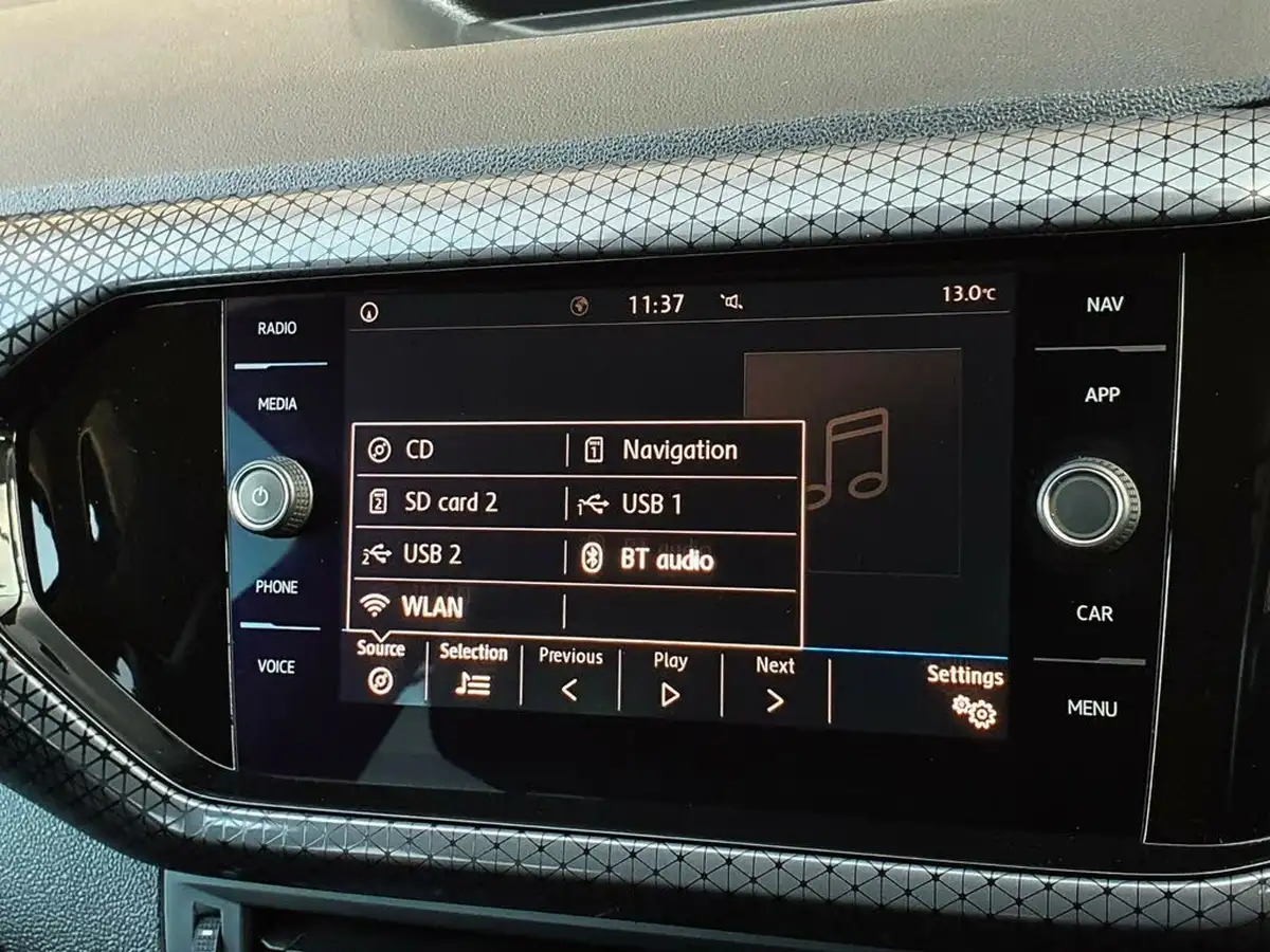 2019-volkswagen-t-cross-10-tsi-sel-dsg-big-29
