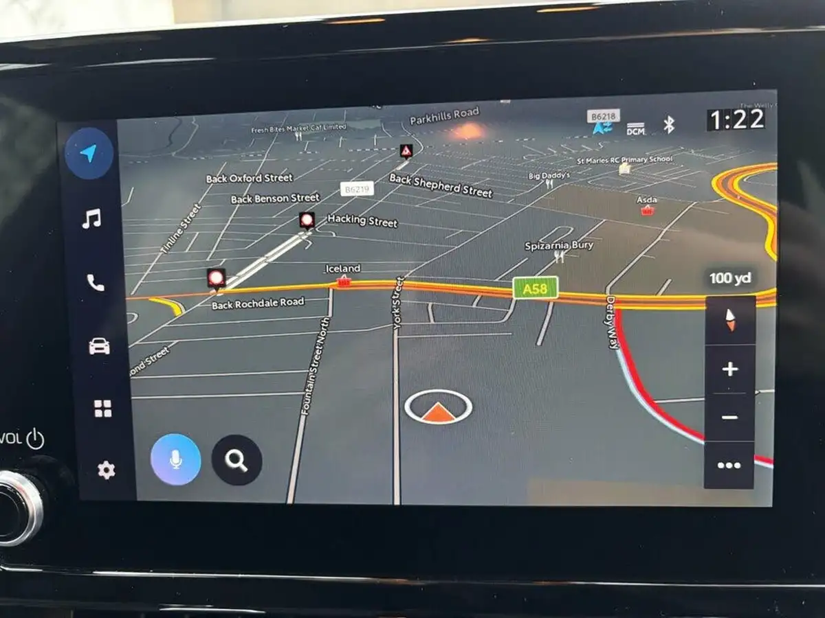 2022-toyota-corolla-18-vvt-i-icon-tech-trk-hatchback-5d-big-14