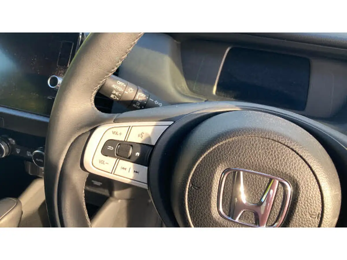 2023-honda-jazz-15-i-mmd-crosstar-advance-big-16
