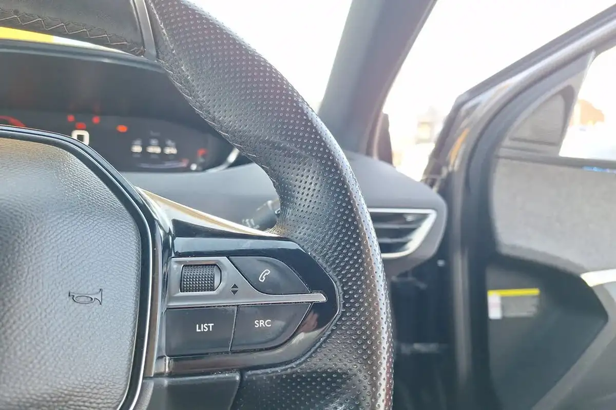 2020-peugeot-3008-suv-15-bluehdi-gt-line-big-32