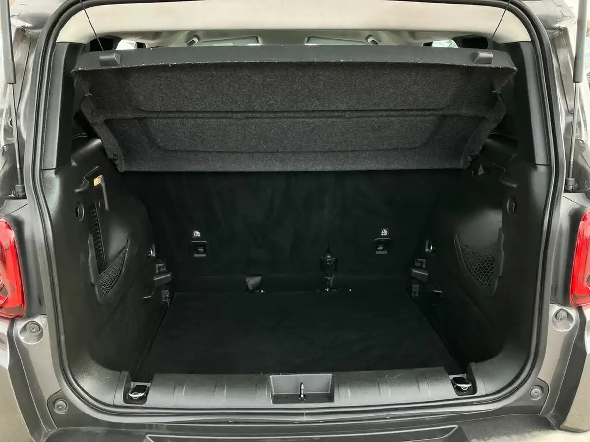 2019-jeep-renegade-10-gse-limited-big-19