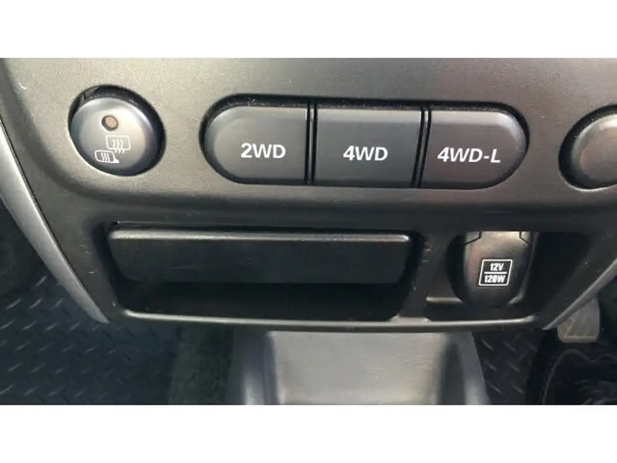 2017-suzuki-jimny-13-sz4-big-26