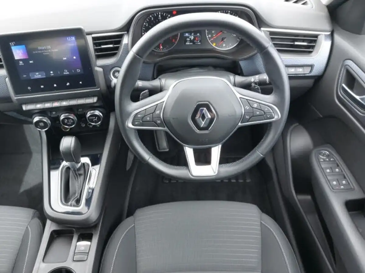 2022-renault-arkana-13-tce-iconic-big-6
