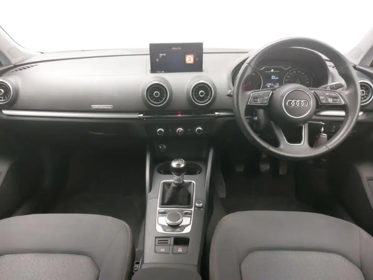 2019-audi-a3-10-30-tfsi-se-technik-big-2