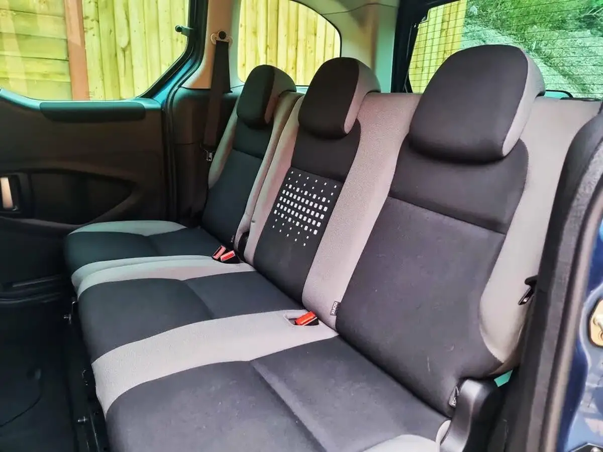 2016-citroen-berlingo-16bluehdi-multispace-feel-edition-102ps-ss-etg6-big-19