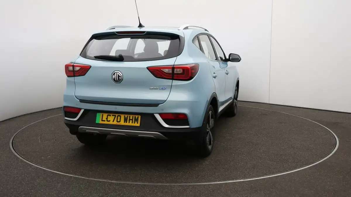 2020-mg-zs-suv-e-exclusive-ev-big-50