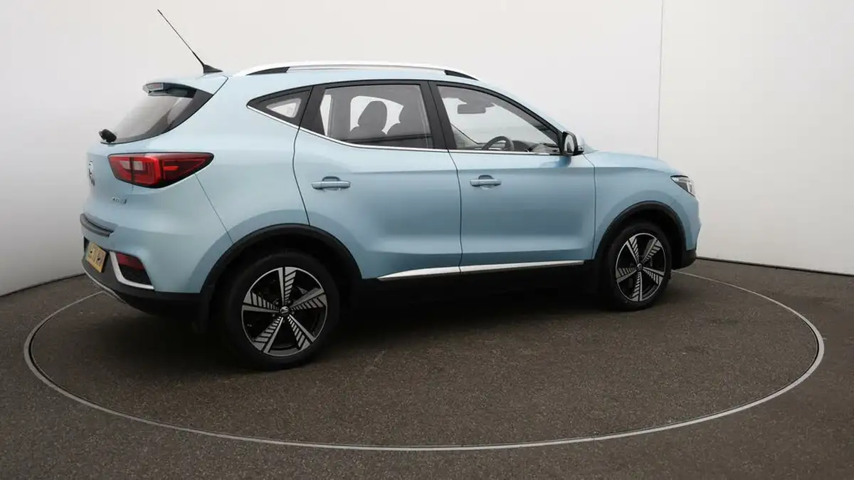 2020-mg-zs-suv-e-exclusive-ev-big-46