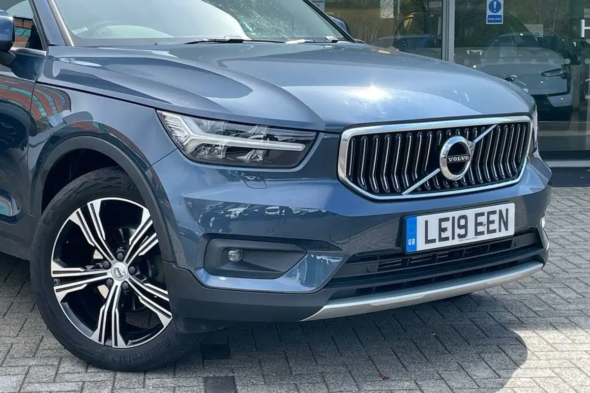 2019-volvo-xc40-15-t3-inscription-pro-163bhp-geartronic-big-5
