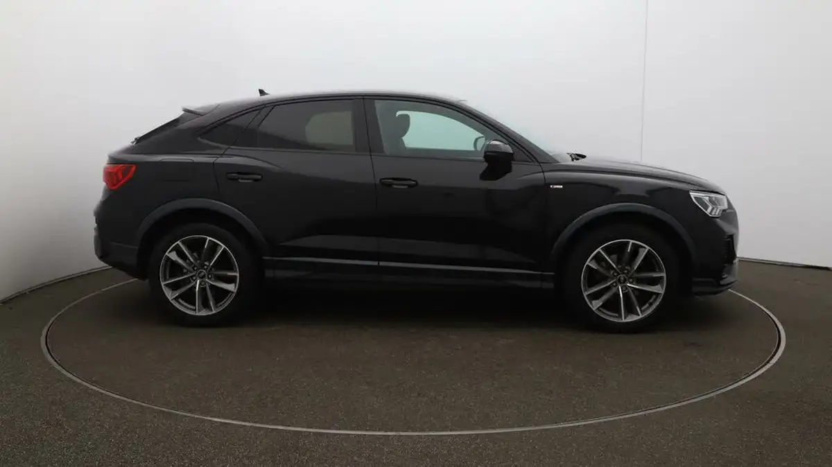 2022-audi-q3-15-35-tfsi-black-edition-cod-sportback-s-tronic-big-43