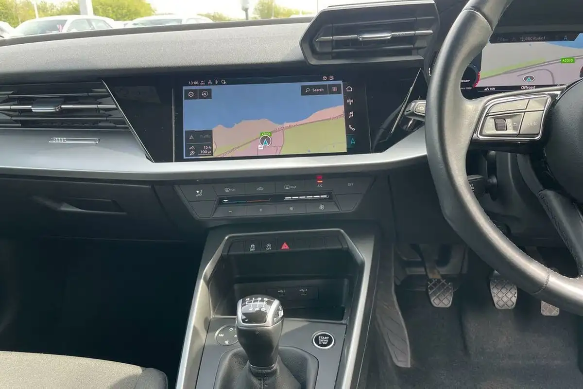 2021-audi-a3-20-30-tdi-technik-big-35