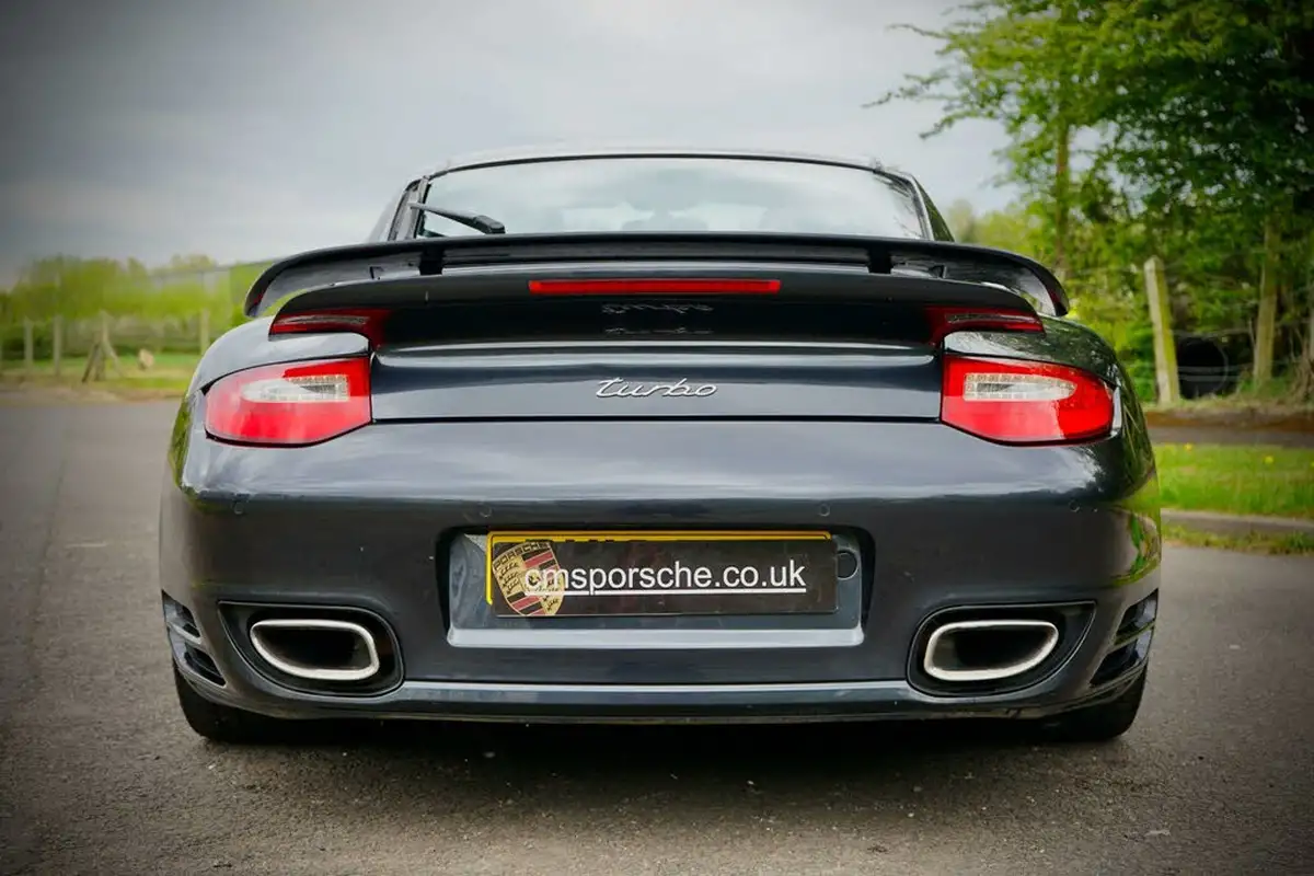 2010-porsche-911-38-turbo-coupe-pdk-big-44